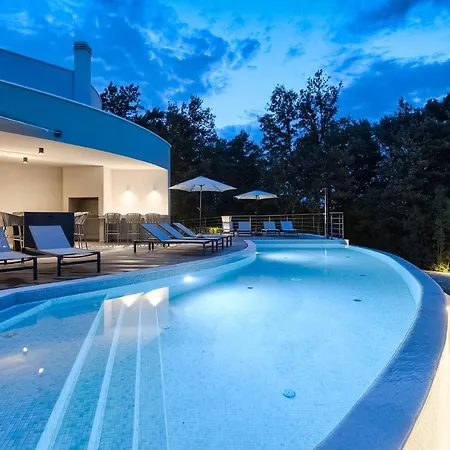 Villa Viktor *